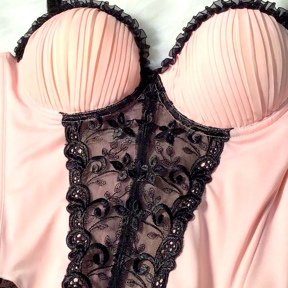 36B la vie en rose corset - Picture 3 of 3